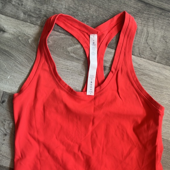 Lululemon fitted tank - Picture 2 of 3